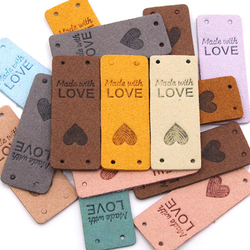 MADEWITHLOVE tábla - téglalap - 5x2 cm - mix
